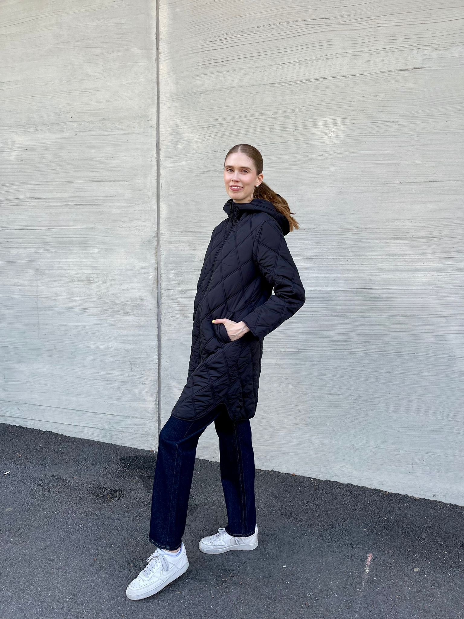 VIQUILA Coat - Black Beauty